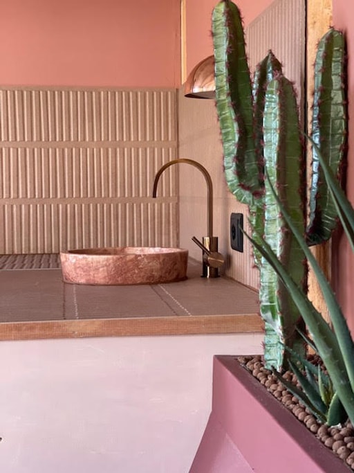 Lands Terracotta Bricks