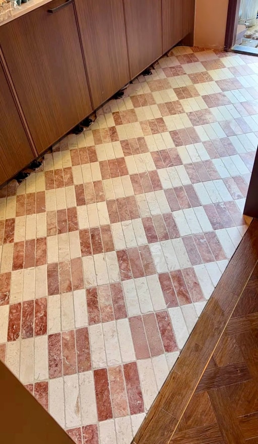 Brick Light Travertine | Brick Red Travertine